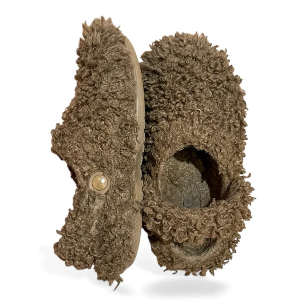 UGG cozy fuzzy
